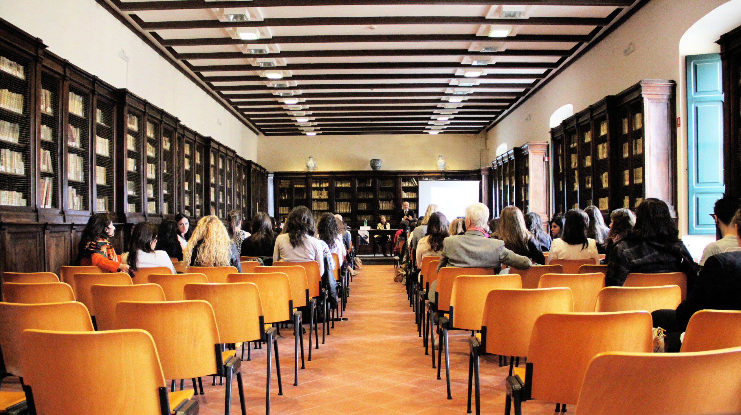 conference-1410870